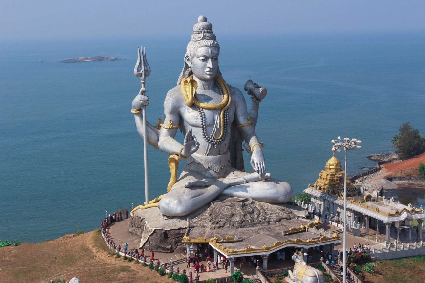 Discover the Divine: Karnataka Temple Tour