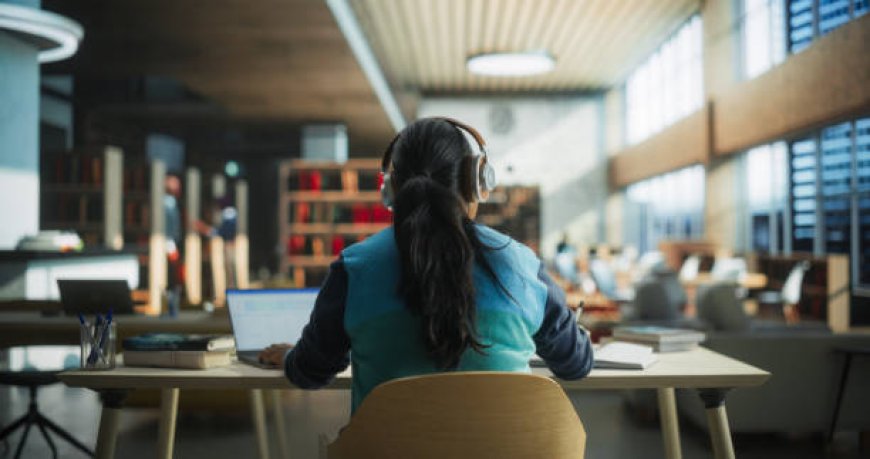 “Write My Dissertation – Why UK Students Are Seeking Expert Help More Than Ever